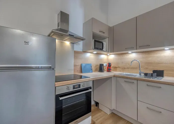 #hg L'amiral Apartment *